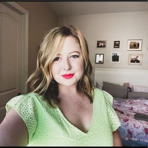 Meet your Posher, Haley